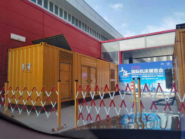 洪湖发电车出租-发电机无电压或电压太低怎么办？