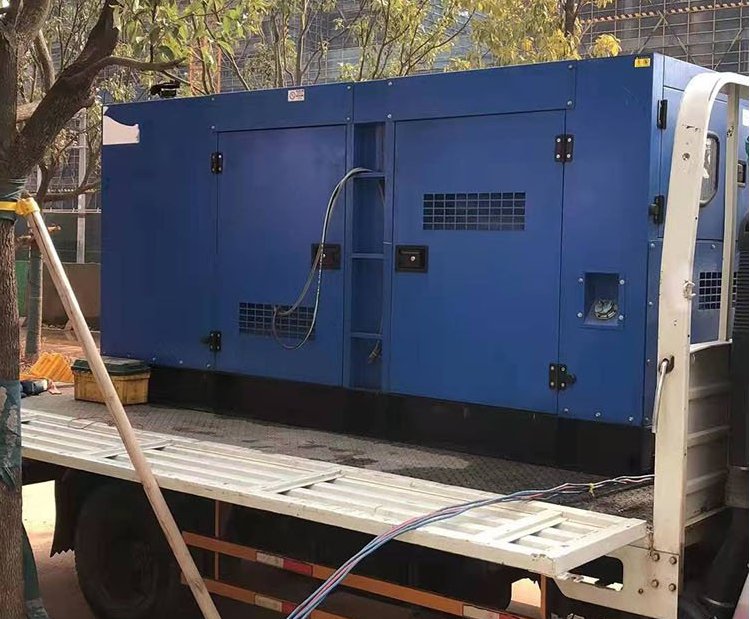 洪湖柴油发电机组空气滤清器多久更换一次？