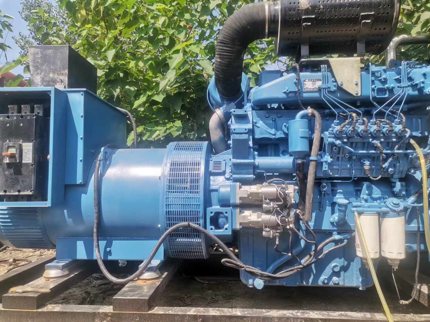 洪湖详细说明降低 800kW 柴油发电机输出电流波动的方法
