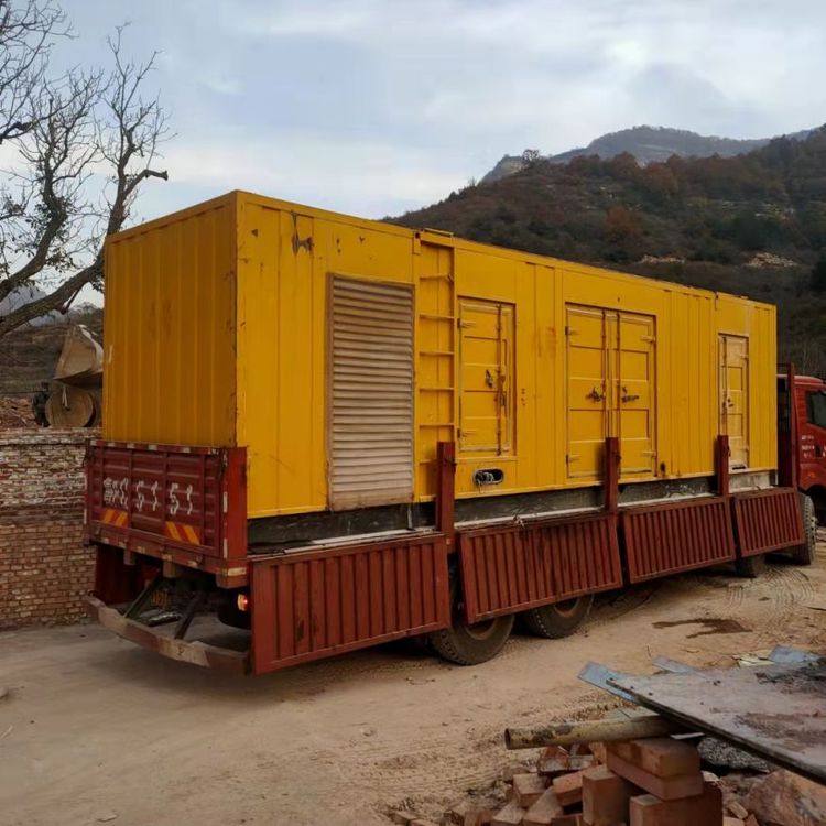 洪湖200kW 发电机组在带电阻性负载时，输出功率会受到哪些因素的影响？